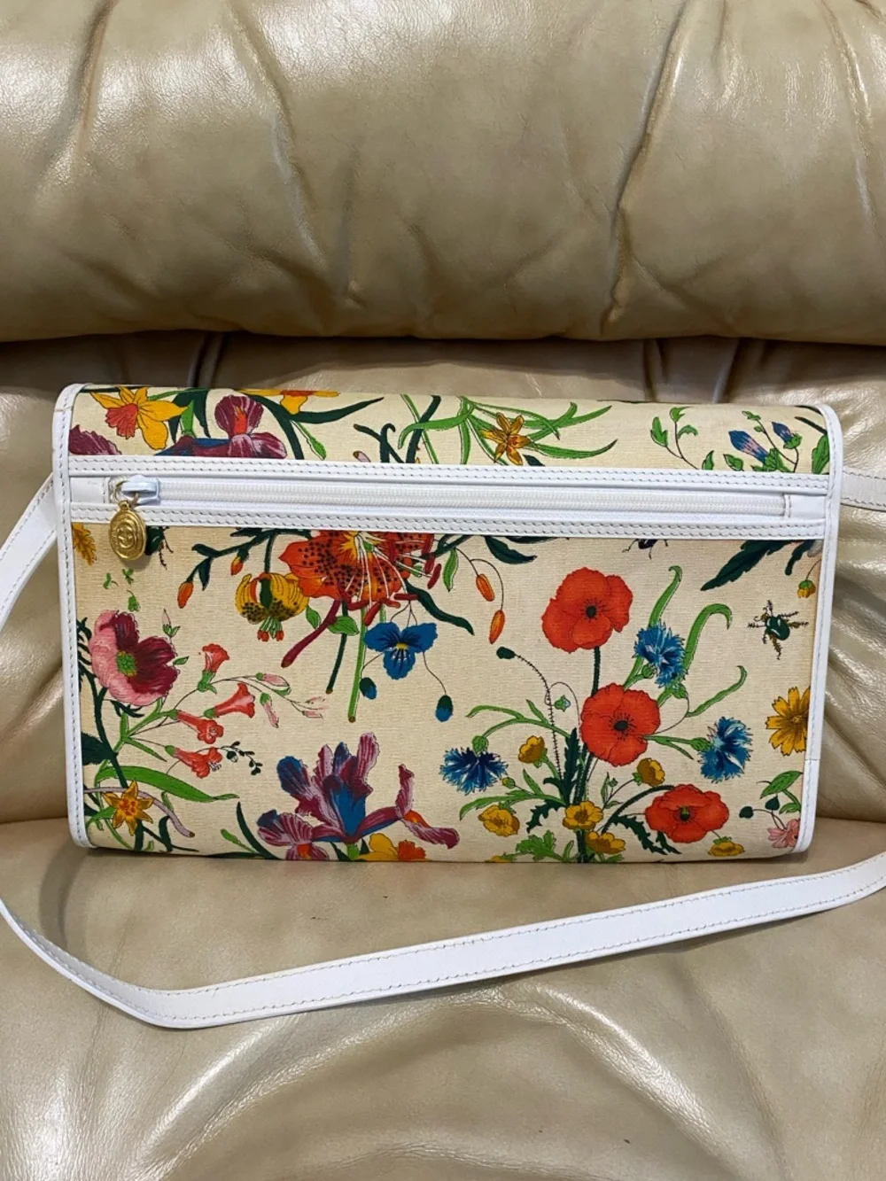 SALE Gucci Large Vintage Flora Shoulder Bag COA Floral Canvas Leather Clutch - Picture 4 of 15